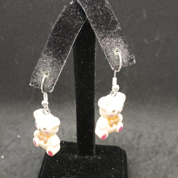 Hand Crafted Jewelry - Hand Crafted Cream and Brown Cluster Earrings